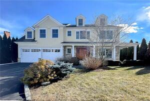 2 Colonial Court
