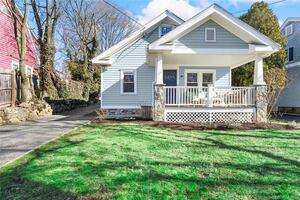19 Midland Avenue