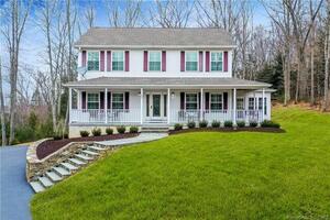 102 Walnut Tree Hill Road