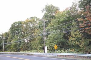 Homes for sale in Prospect, CT | 20 New Haven Rd, Prospect, CT 06712 | MLS# 170527849