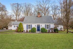 596 Hollow Tree Ridge Road