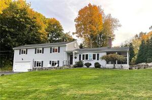 7 Lilac Lane
