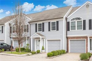 17 Pond Lane, Unit 17