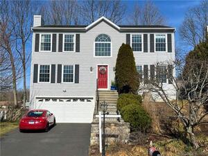11 Lacey Lane