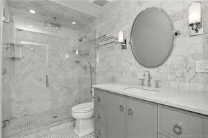 255 Strawberry Hill Avenue, Unit F5