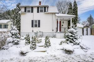 81 Central Street