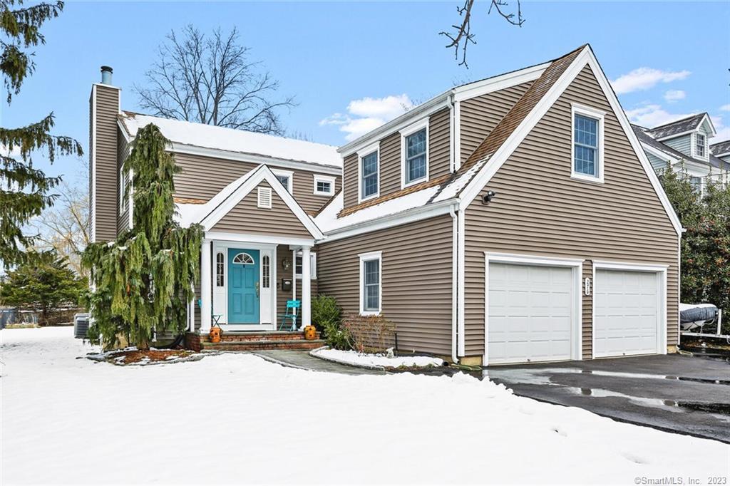 276 Soundview Avenue — exterior photo