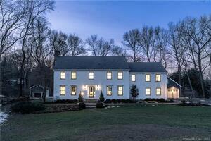 4 Ivy Knoll