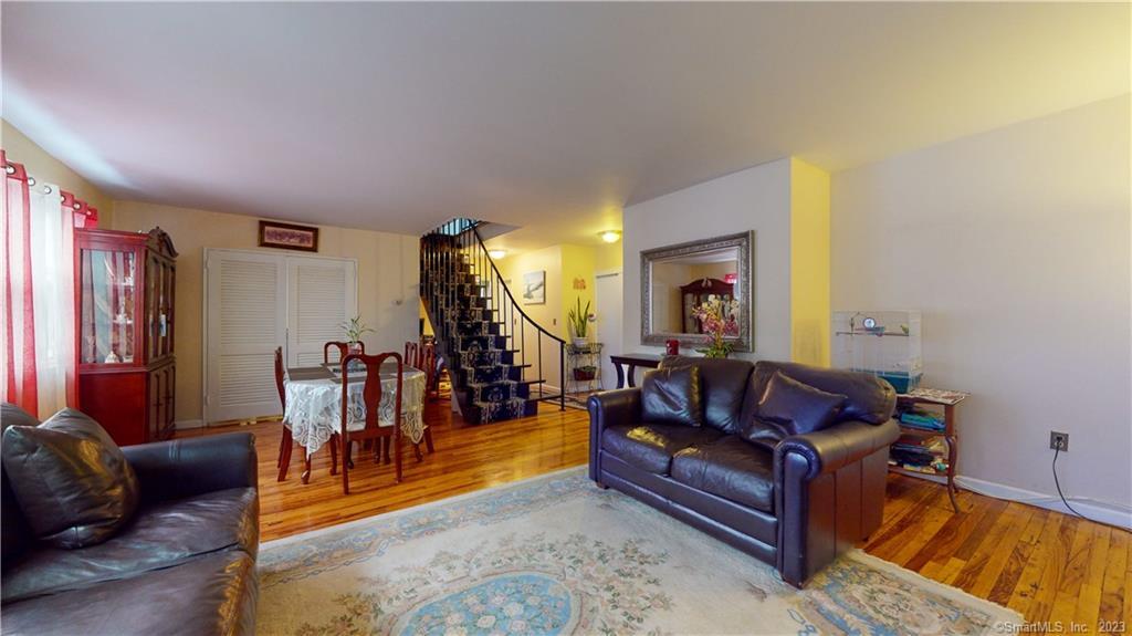 324 Strawberry Hill Avenue, Unit A201 — exterior photo