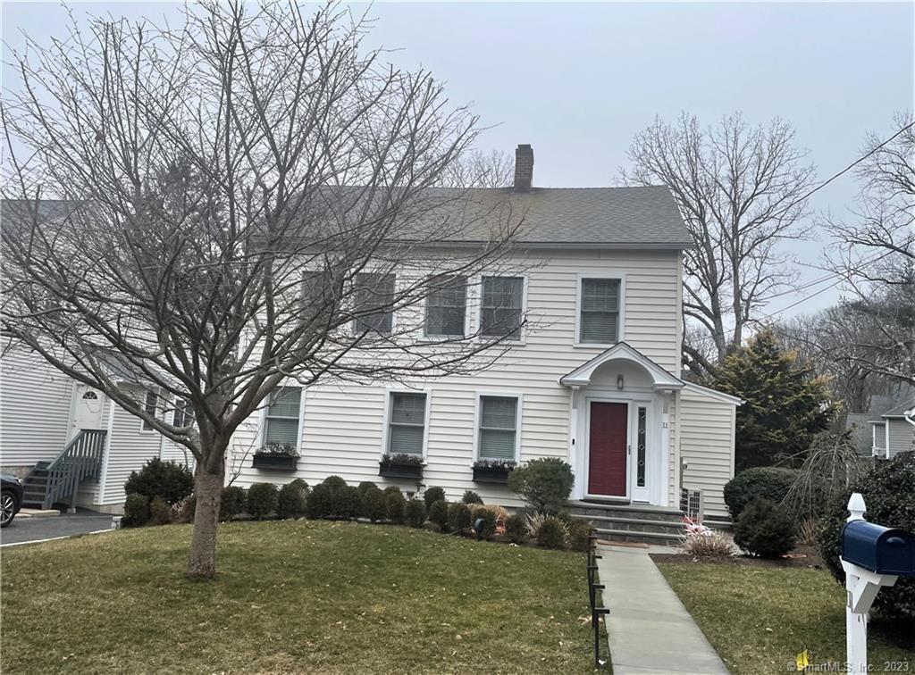 11 Oak Park Avenue — exterior photo