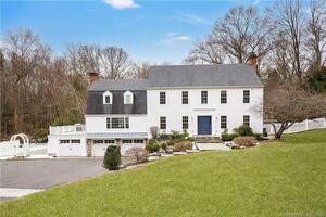 85 11 O Clock Road