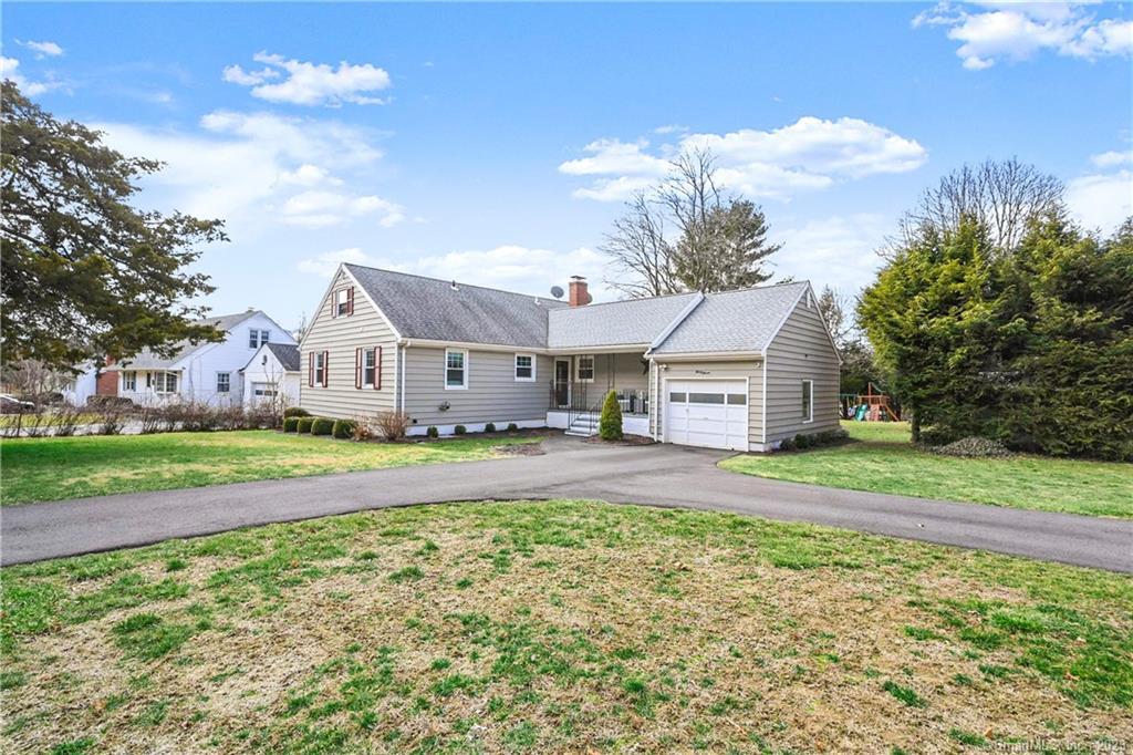 37 Twitchgrass Road — exterior photo