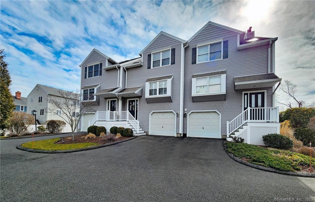 2 Ocean Reef Drive, Unit 2 — exterior photo