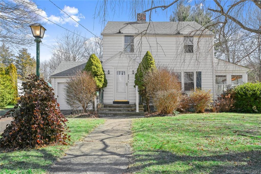 642 Fairchild Road — exterior photo