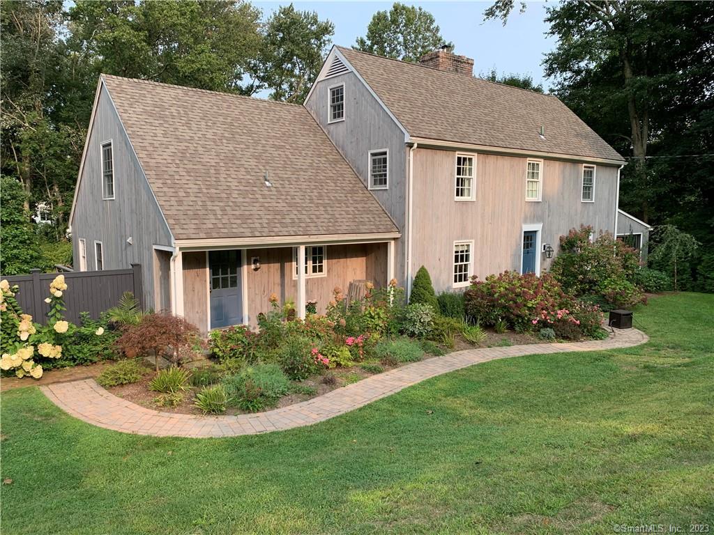 42 Bayberry Lane — exterior photo