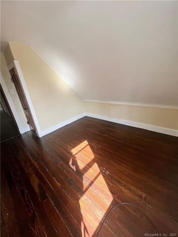 This large 2 story 3 bedroom unit is conveniently located a few blocks from downtown Middletown.Pets per owners' discretion. No aggressive breeds. Fee applies.Owner pays for Cold water, sewer, Trash, lawn maintenance, and snow removal.Also, included with all leases is a $19/month charge for the Tenant Benefits Package plus $5/month for each additional leaseholder.Household gross monthly income should be at least 3x the rental rate. Owner looks for a minimum credit score of 600. Monthly risk mitigation fee will be charged if credit score is under 700. -Parking: 1 - Off street.-Heat: paid by owner-Hot Water: paid by owner-Pets: Per owner discretion.-Washer/Dryer: