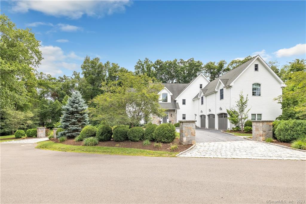 12 Terhune Drive — exterior photo