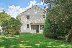 5 1/2 Sunrise Road