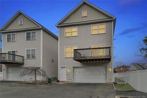 214 Seaside Avenue, Unit 4