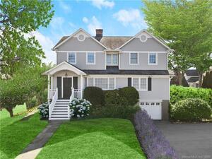 26 Shore Acre Drive