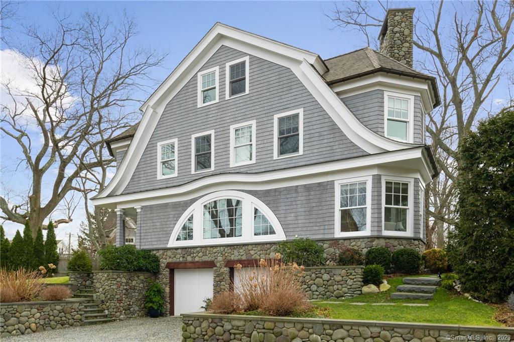 1 Nearwater Road — exterior photo