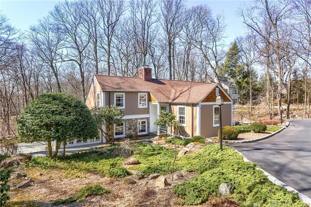 9 Westview Lane — exterior photo