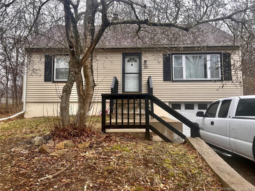 Homes for sale in Ledyard, CT | 20 Center Dr, Ledyard, CT 06339 | MLS# 170558370