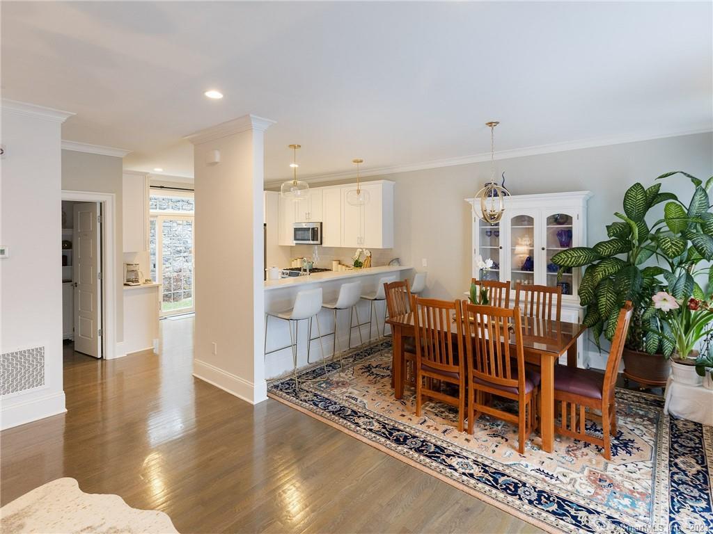 115 Colonial Road, Unit 58 — exterior photo
