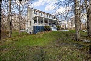 76 Great Hill Road