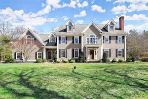 5 Sierra Lane