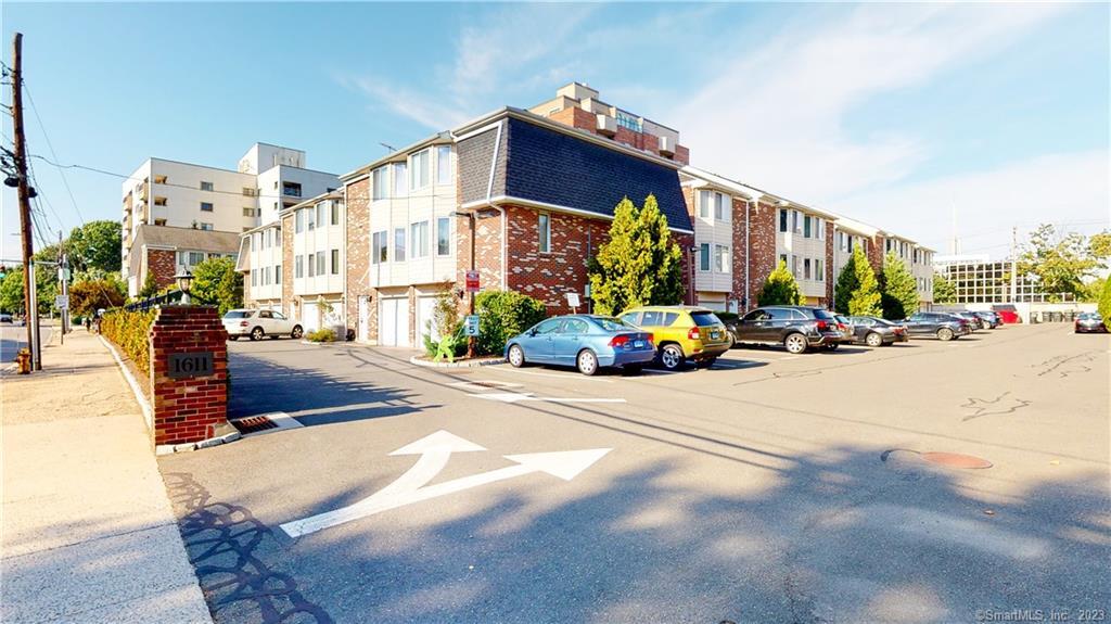 1611 Washington Boulevard, Unit 14 — exterior photo