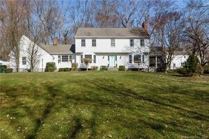 34 Tulip Tree Lane