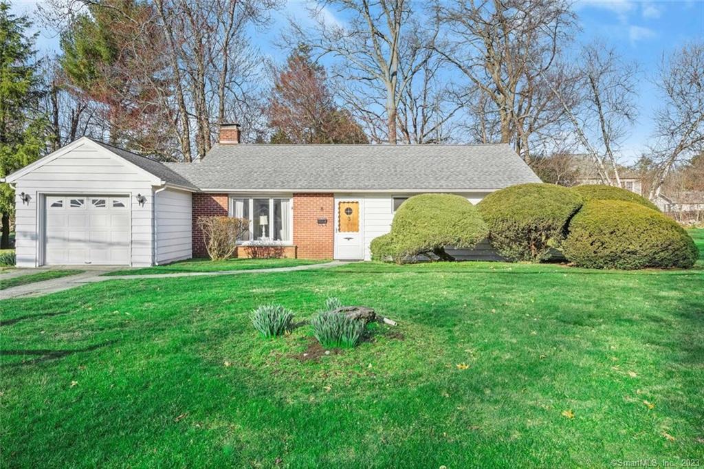 8 Assisi Way — exterior photo