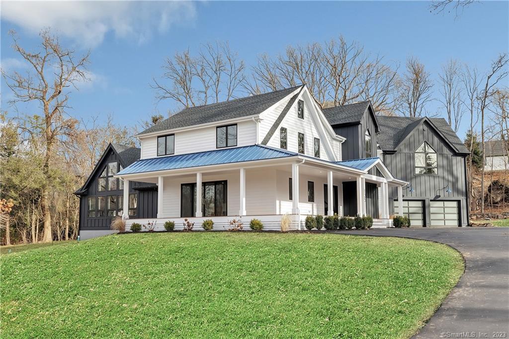 125 Compo Road — exterior photo