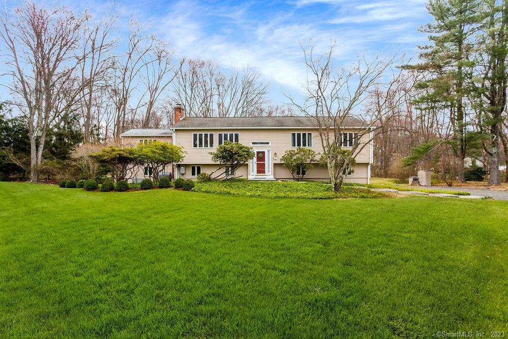 16 Vineyard Lane — exterior photo
