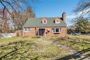 1660 Black Rock Turnpike