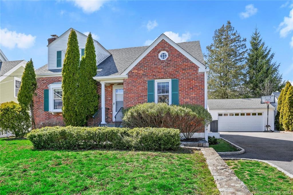 14 Windy Knolls — exterior photo