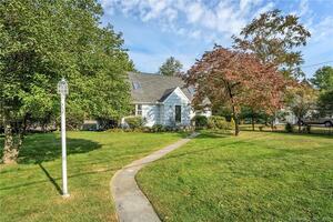 66 Soundview Road