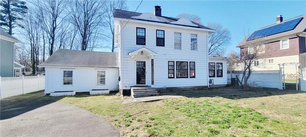 22 Eversley Avenue — exterior photo