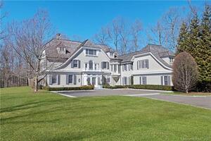 560 Ponus Ridge