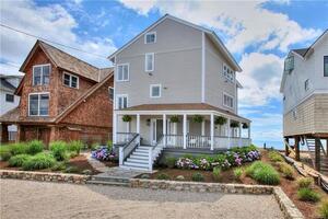 2087 Fairfield Beach Road