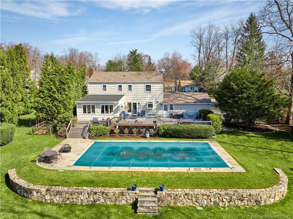 25 Marion Road — exterior photo