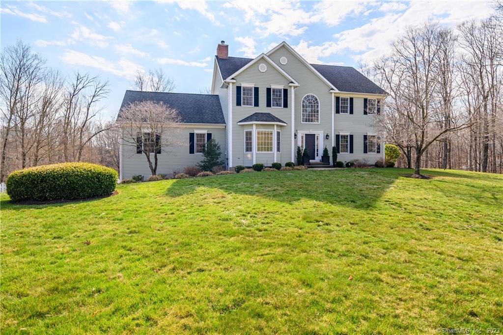 3 Daniels Hill Road — exterior photo