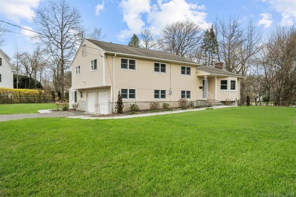 473 Pepper Ridge Road — exterior photo