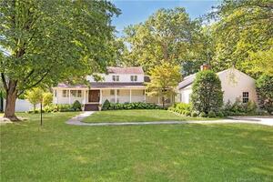 50 Holly Lane