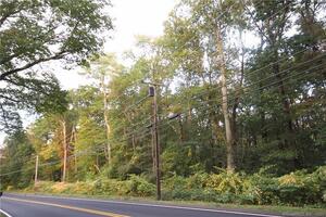 Homes for sale in Prospect, CT | 43 Straitsville Rd, Prospect, CT 06712 | MLS# 170561897