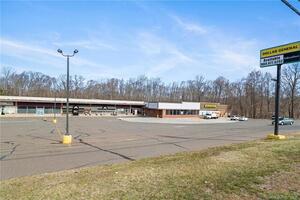 Homes for sale in Mansfield, CT | 591 Middle Turnpike #H, Mansfield, CT 06268 | MLS# 170561923