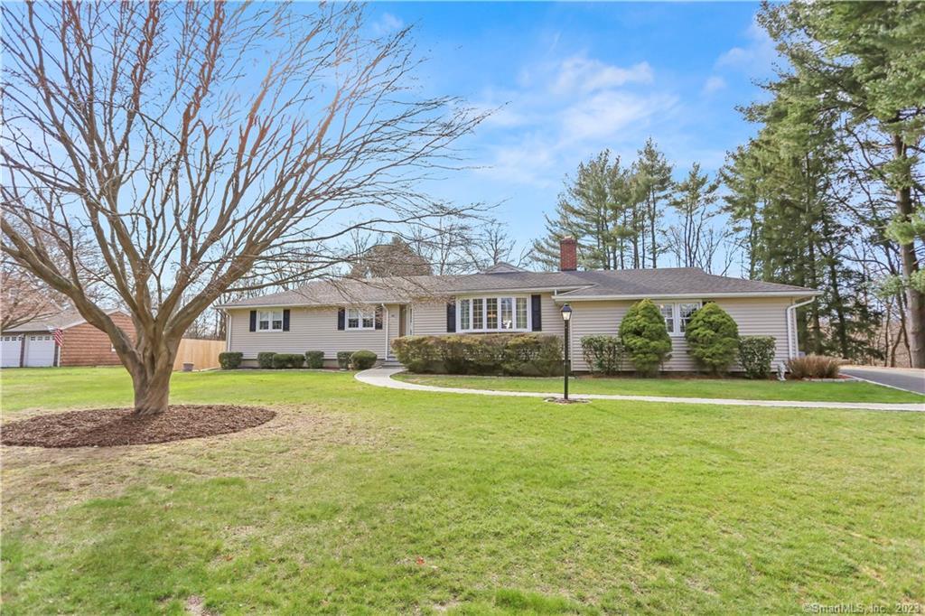 46 Rutlee Drive — exterior photo
