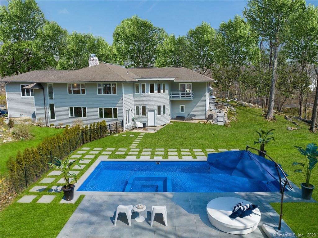 464 Cognewaugh Road — exterior photo