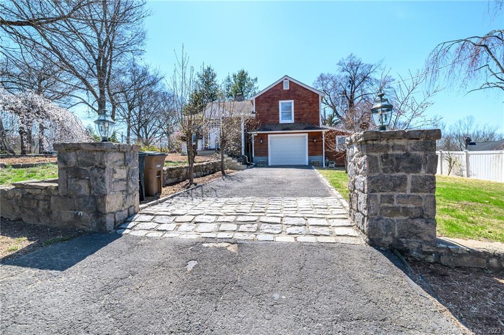 3 Hillview Lane — exterior photo
